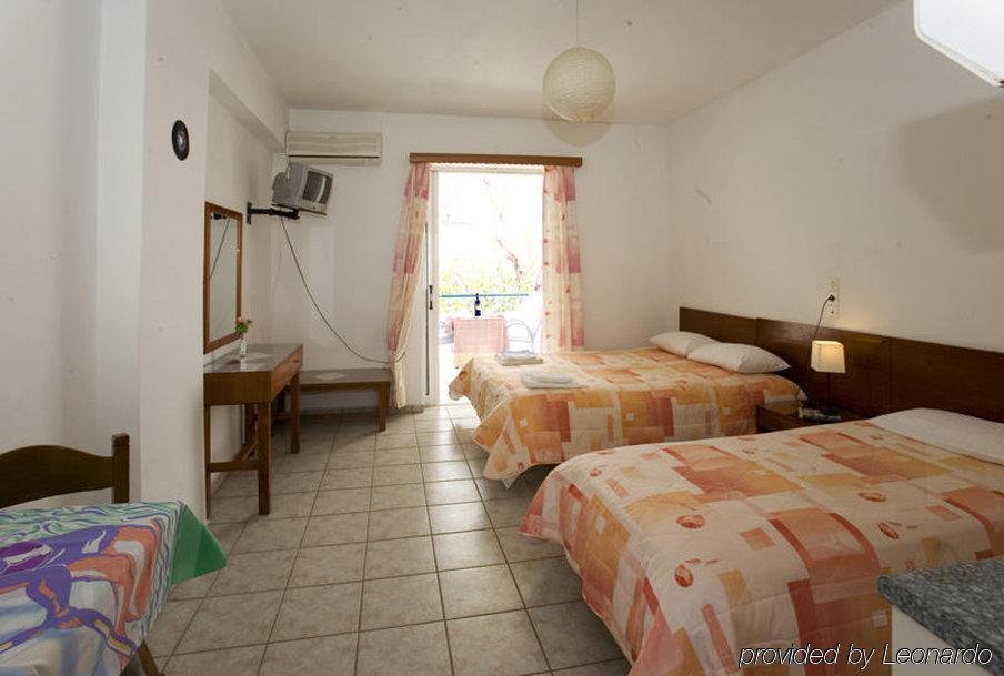 Gikas Apartments Marmari  Værelse billede